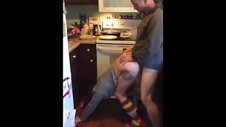 Real Dad Quickie Fucks Daughter Hard While Mom Left