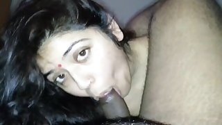 Busty Indian Bhabhi Shalini Sucking Cock - Indians Get Fucked